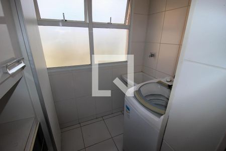 Área de Serviço de apartamento para alugar com 2 quartos, 62m² em Jardim Gonçalves, Sorocaba