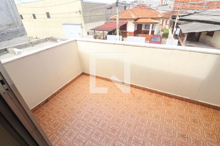 Casa à venda com 220m², 3 quartos e 4 vagasSacada Quarto 3