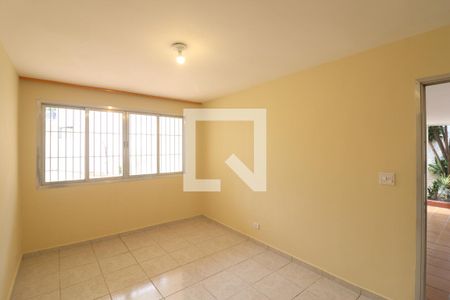 Sala 1 de casa à venda com 3 quartos, 220m² em Vila Bandeirantes, São Paulo