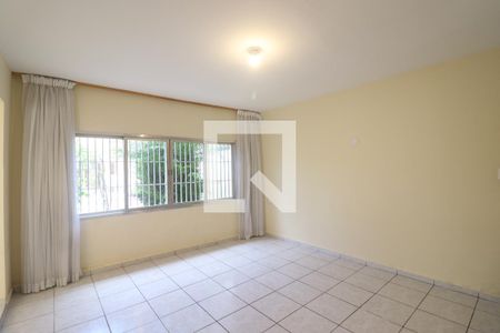 Sala 2 de casa à venda com 3 quartos, 220m² em Vila Bandeirantes, São Paulo