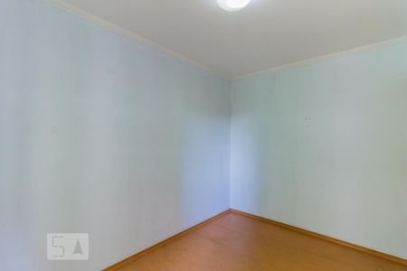 Quarto 1 de apartamento para alugar com 2 quartos, 49m² em Vila Carmosina, São Paulo
