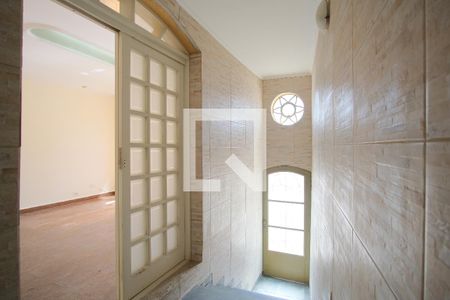 Sala de casa à venda com 3 quartos, 250m² em Cidade Mãe do Céu, São Paulo