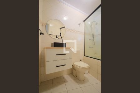 Casa à venda com 250m², 3 quartos e 2 vagasBanheiro da Suíte