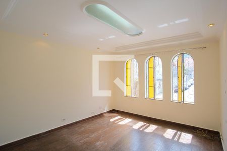 Sala de casa à venda com 3 quartos, 250m² em Cidade Mãe do Céu, São Paulo