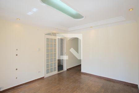 Sala de casa à venda com 3 quartos, 250m² em Cidade Mãe do Céu, São Paulo