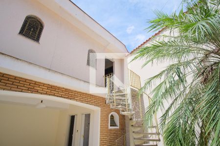 Casa à venda com 250m², 3 quartos e 2 vagasQuintal