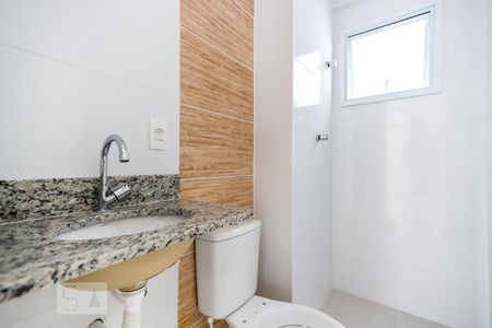 Apartamento para alugar com 42m², 2 quartos e sem vaga Apartamento para alugar com 42m², 2 quartos e sem vagaBanheiro