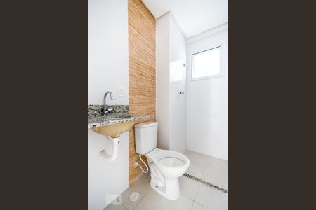 Apartamento para alugar com 42m², 2 quartos e sem vaga Apartamento para alugar com 42m², 2 quartos e sem vagaBanheiro