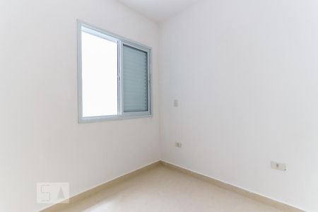 Quarto 2 de apartamento para alugar com 2 quartos, 42m² em Vila Mazzei, São Paulo