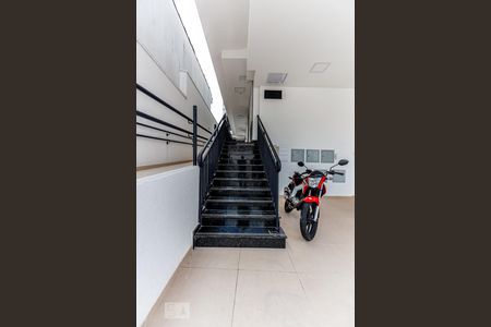 Apartamento para alugar com 42m², 2 quartos e sem vaga Apartamento para alugar com 42m², 2 quartos e sem vagaÁrea Comum - Escadas