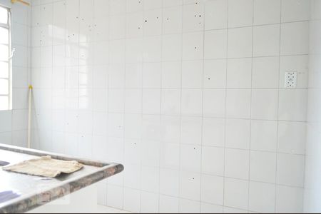 Apartamento à venda com 70m², 2 quartos e sem vagaCozinha Vista Lateral Direita