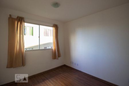 Sala de apartamento à venda com 2 quartos, 40m² em São Pedro, Osasco