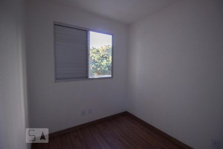Quarto de apartamento à venda com 2 quartos, 40m² em São Pedro, Osasco