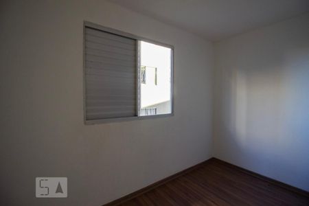Quarto de apartamento à venda com 2 quartos, 40m² em São Pedro, Osasco