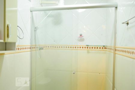 Apartamento à venda com 55m², 2 quartos e 1 vaga Apartamento à venda com 55m², 2 quartos e 1 vagaBanheiro com Box de Vidro