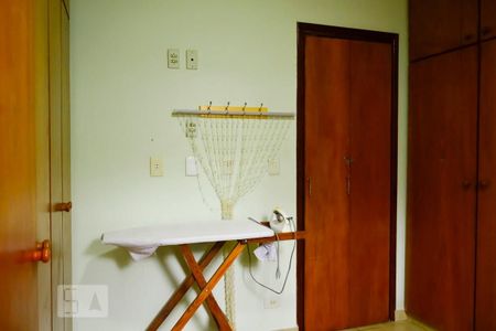 Apartamento à venda com 55m², 2 quartos e 1 vaga Apartamento à venda com 55m², 2 quartos e 1 vagaQuarto 2 Entrada