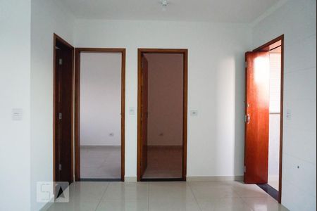 Sala/Cozinha de casa de condomínio para alugar com 2 quartos, 42m² em Vila Ré, São Paulo