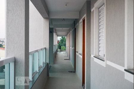 Casa de condomínio para alugar com 42m², 2 quartos e 1 vaga Casa de condomínio para alugar com 42m², 2 quartos e 1 vagaCorredor do Andar