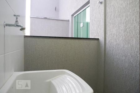 Casa de condomínio para alugar com 42m², 2 quartos e 1 vaga Casa de condomínio para alugar com 42m², 2 quartos e 1 vagaLavanderia