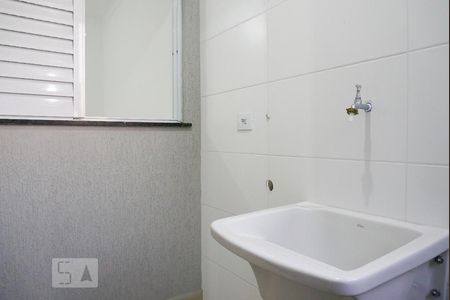 Casa de condomínio para alugar com 42m², 2 quartos e 1 vaga Casa de condomínio para alugar com 42m², 2 quartos e 1 vagaLavanderia
