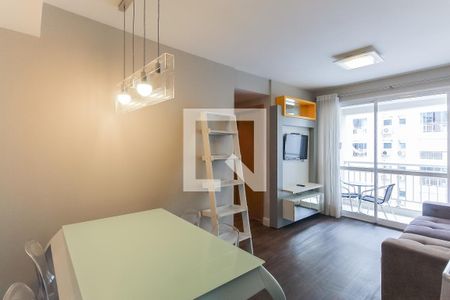 Sala de apartamento para alugar com 2 quartos, 65m² em Passo da Areia, Porto Alegre