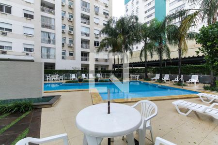 Apartamento para alugar com 65m², 2 quartos e 1 vagaÁrea comum - Piscina