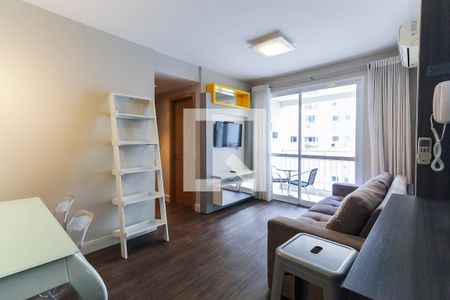 Sala de apartamento para alugar com 2 quartos, 65m² em Passo da Areia, Porto Alegre