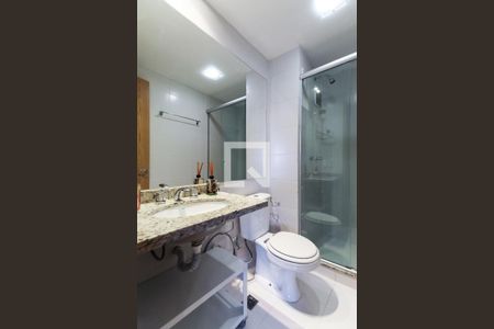 Apartamento para alugar com 65m², 2 quartos e 1 vagaBanheiro da suíte