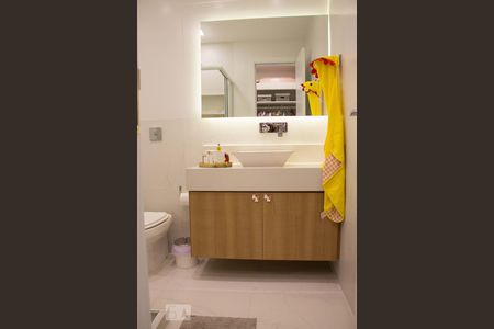 Apartamento à venda com 300m², 4 quartos e 2 vagasBanheiro da Suite 1