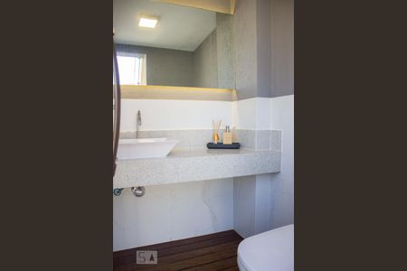 Apartamento à venda com 300m², 4 quartos e 2 vagasLavabo Superior