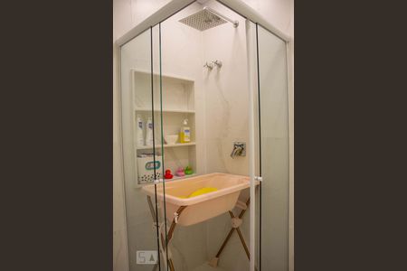 Apartamento à venda com 300m², 4 quartos e 2 vagasBanheiro da Suite 1