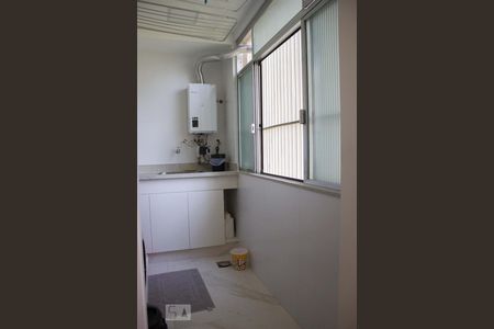 Apartamento à venda com 300m², 4 quartos e 2 vagasArea de Serviço