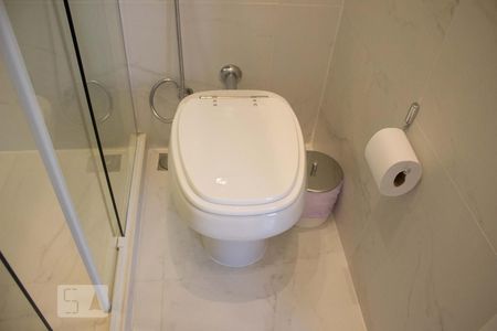 Apartamento à venda com 300m², 4 quartos e 2 vagasBanheiro da Suite 2