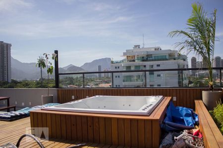 Apartamento à venda com 300m², 4 quartos e 2 vagashofromassagem