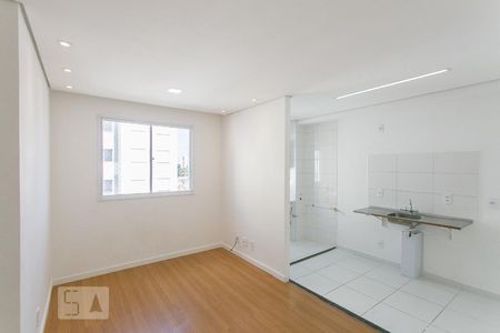 Sala de apartamento para alugar com 2 quartos, 42m² em Vila Ema, São Paulo