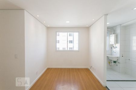 Sala de apartamento para alugar com 2 quartos, 42m² em Vila Ema, São Paulo