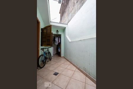 Casa à venda com 270m², 2 quartos e 8 vagasQuintal