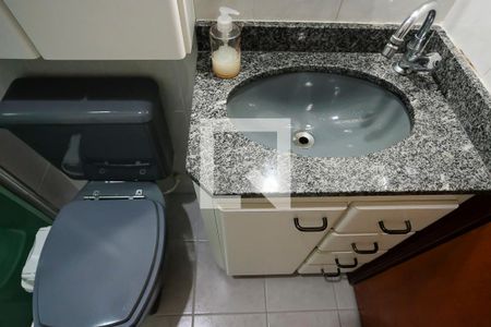 Apartamento à venda com 122m², 2 quartos e 3 vagasBanheiro Social