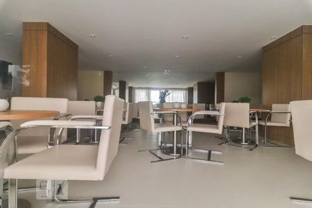 Apartamento à venda com 74m², 2 quartos e 1 vagaSalão de Festas