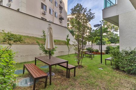 Apartamento à venda com 74m², 2 quartos e 1 vagaÁrea Comum