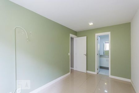 Apartamento à venda com 74m², 2 quartos e 1 vagaQuarto 2 - Suíte