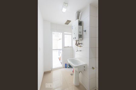 Apartamento à venda com 74m², 2 quartos e 1 vagaÁrea de Serviço