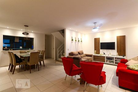 Sala de casa à venda com 5 quartos, 236m² em Recreio dos Bandeirantes, Rio de Janeiro