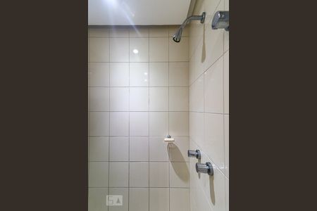 Casa à venda com 236m², 5 quartos e 3 vagas Casa à venda com 236m², 5 quartos e 3 vagasBanheiro da Suíte 2