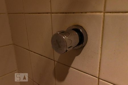 Casa à venda com 236m², 5 quartos e 3 vagas Casa à venda com 236m², 5 quartos e 3 vagasBanheiro de Serviço