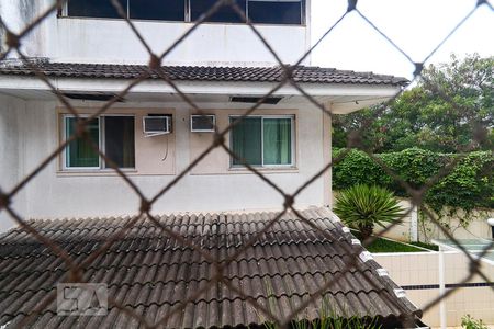 Casa à venda com 236m², 5 quartos e 3 vagas Casa à venda com 236m², 5 quartos e 3 vagasVista da Suíte 1