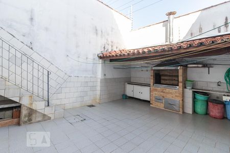 Casa à venda com 182m², 3 quartos e 3 vagasQuintal