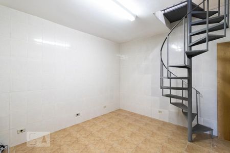 Casa à venda com 182m², 3 quartos e 3 vagasPorão