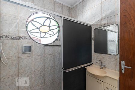 Casa à venda com 182m², 3 quartos e 3 vagasBanheiro 2