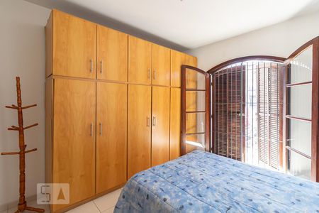 Casa à venda com 182m², 3 quartos e 3 vagasSuíte 